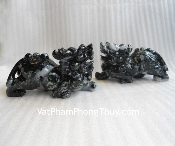 Tỳ hưu Phỉ Thúy có tác dụng chiêu tài chiêu lộc, kinh doanh phát đạt TH13 5 ty huu phi thuy th13 5 05 Tỳ hưu Phỉ Thúy có tác dụng chiêu tài chiêu lộc, kinh doanh phát đạt TH13 5